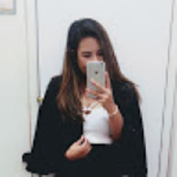 Meet your Posher, Stephany - Picture 1 of 1